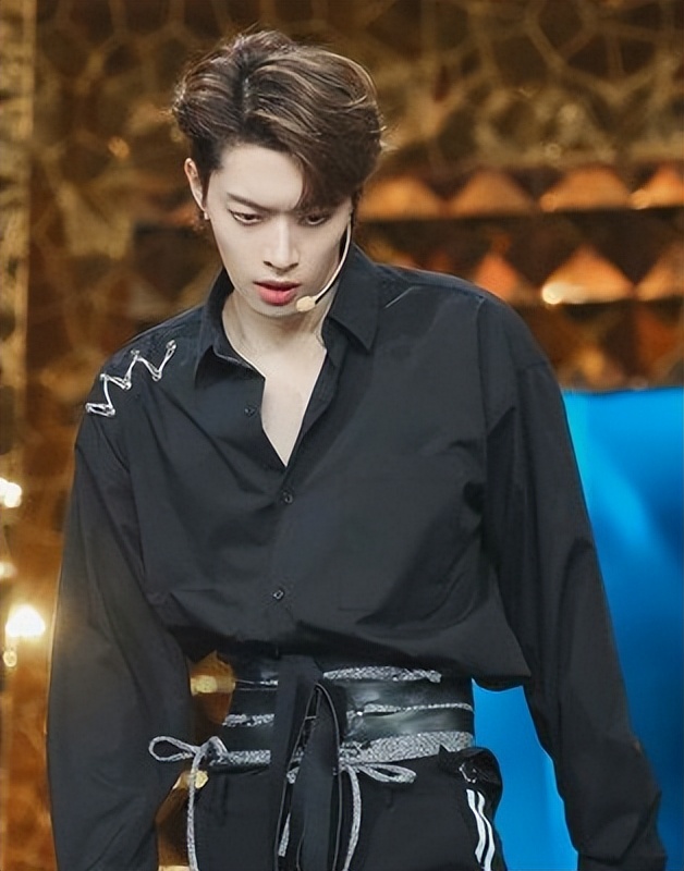 鏈ㄥ瓙娲嬮珮鑳藉満闈㈠伓鍍忕粌涔犵敓,鍋跺儚缁冧範鐢熷嚭鍦烘湪瀛愭磱