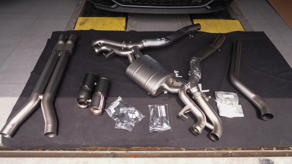 宝马x6m改迈莎锐同款排气,宝马e71x6m天蝎排气