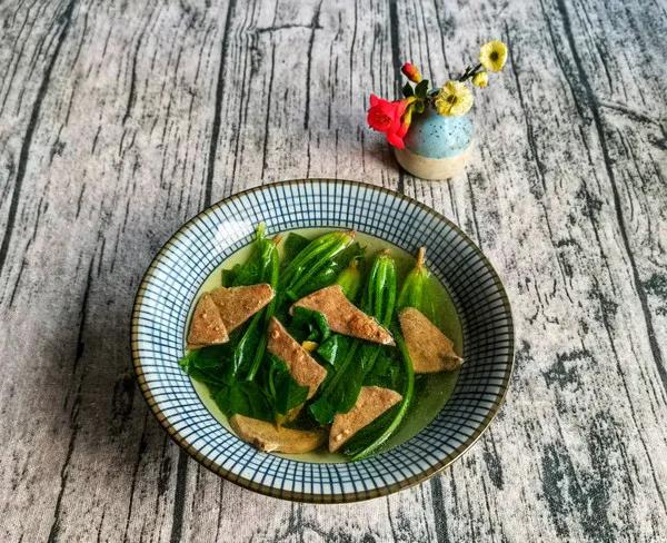 冬季手脚冰凉喝什么暖身,畏寒怕冷手脚冰凉吃什么调理好