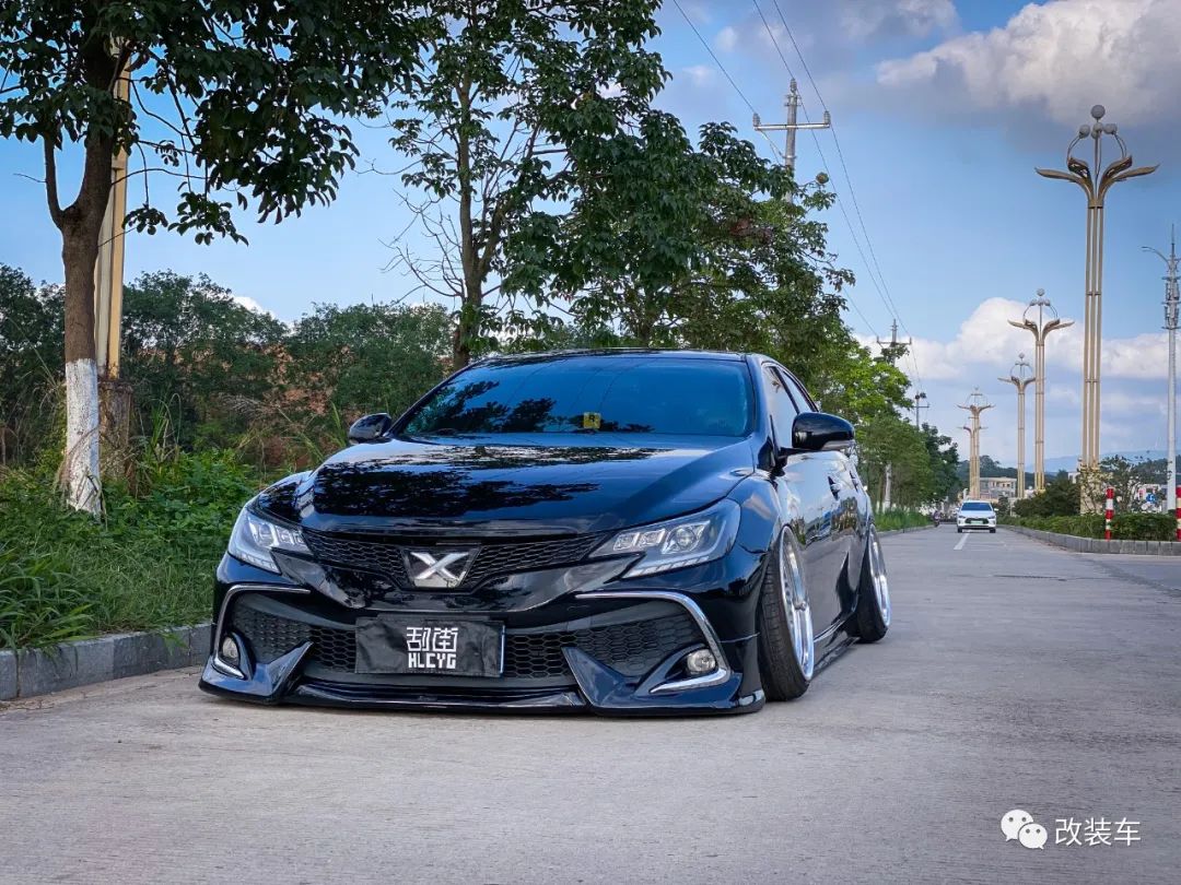 丰田锐志改低趴真实图片,丰田锐志低姿态改装的价格表