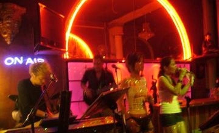 酒吧真实的生活写照,酒吧夜店的生活方式