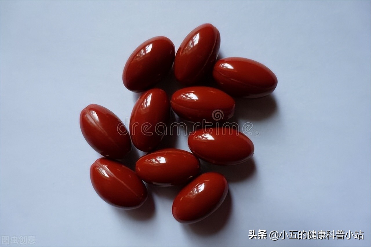 老年人视力减退吃什么,老年人保护视力吃什么维生素