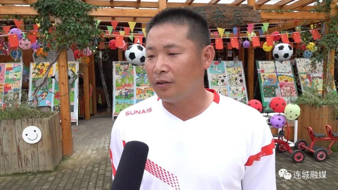 足球萌宝踢球,萌宝足球比赛