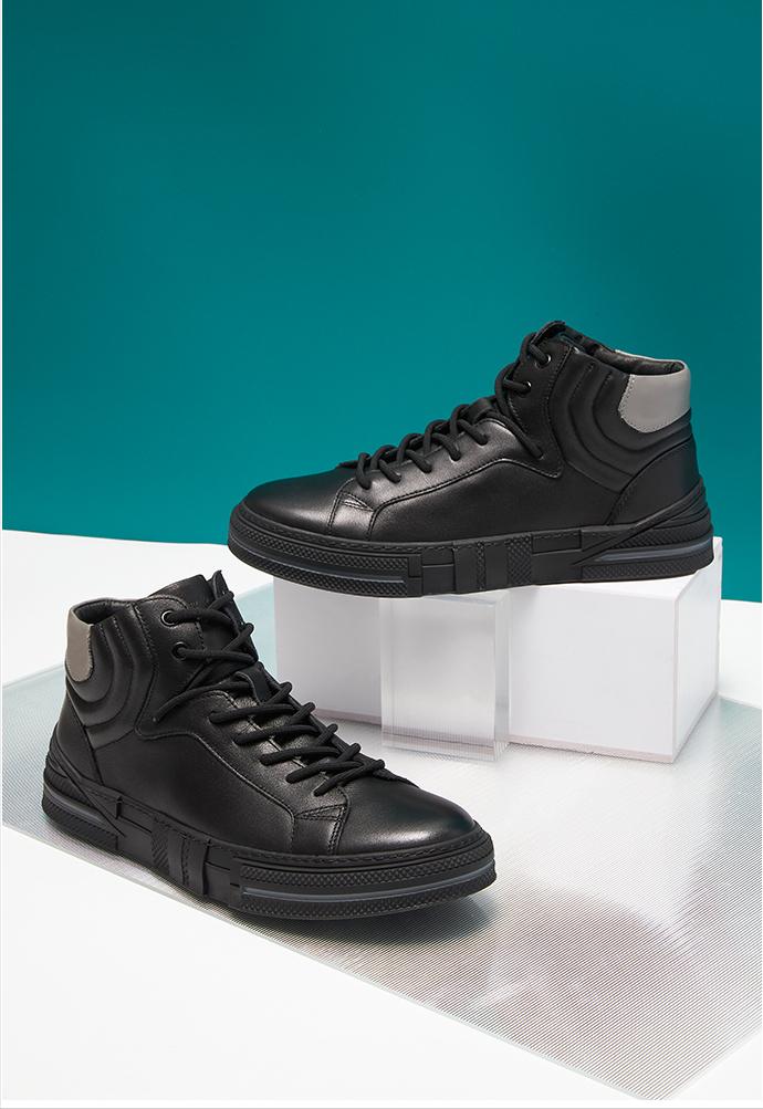 岁数大穿的男鞋有哪些款式,成熟男人适合穿什么品牌男鞋