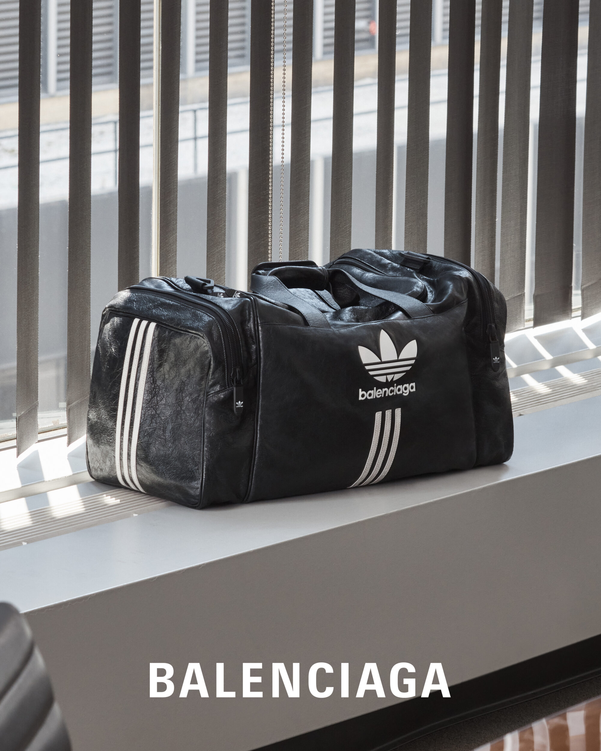 年末最受瞩目的联名！Balenciaga与adidas系列登场