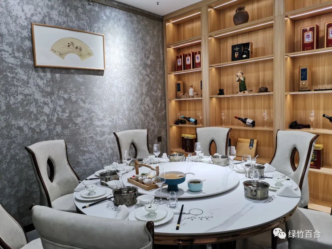 初遇溪沙堂，一间集琴棋书画诗酒茶于一身的会所