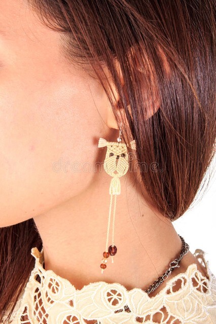 打完耳洞后如何正确护理,打耳洞都要注意什么