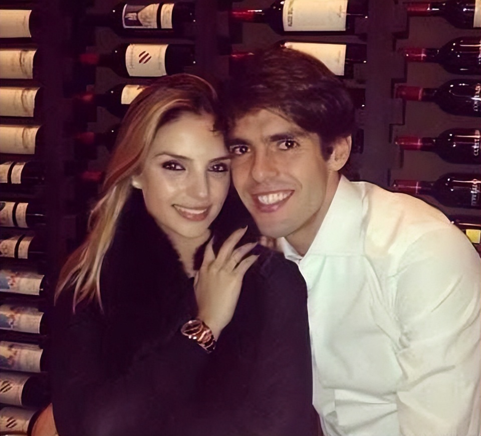 卡卡和前妻相爱吗,卡卡和前妻的恩爱视频