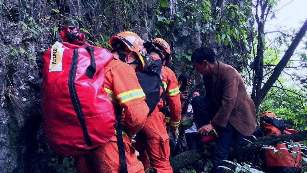翼装飞行女孩刘安遗体捐献,天津24岁女孩刘安挑战翼装飞行