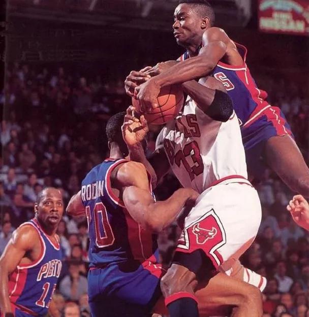 致敬传奇——盘点NBA各队退役球衣（活塞队上）