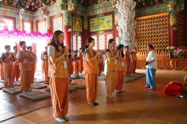 黄圣依的老公杨子为什么这么有钱,黄圣依老公杨子什么背景