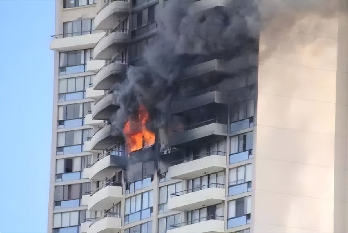 酒店客人中暑应急处理技巧,客人用餐时餐厅突然停电怎样处理