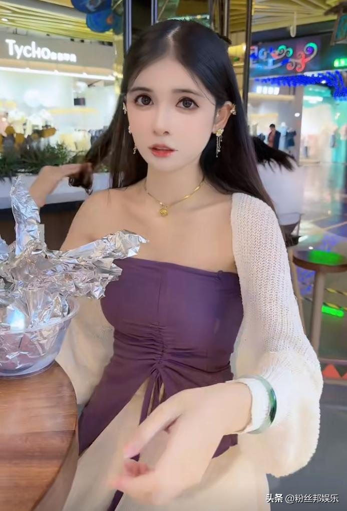 狗头萝莉煎饼摊在哪里开,狗头萝莉煎饼广州龙洞营业时间