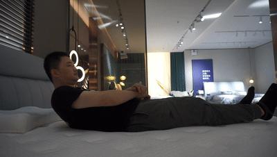 芝华仕的软床排骨架为啥这么稀疏,小户型芝华仕软床实物效果图