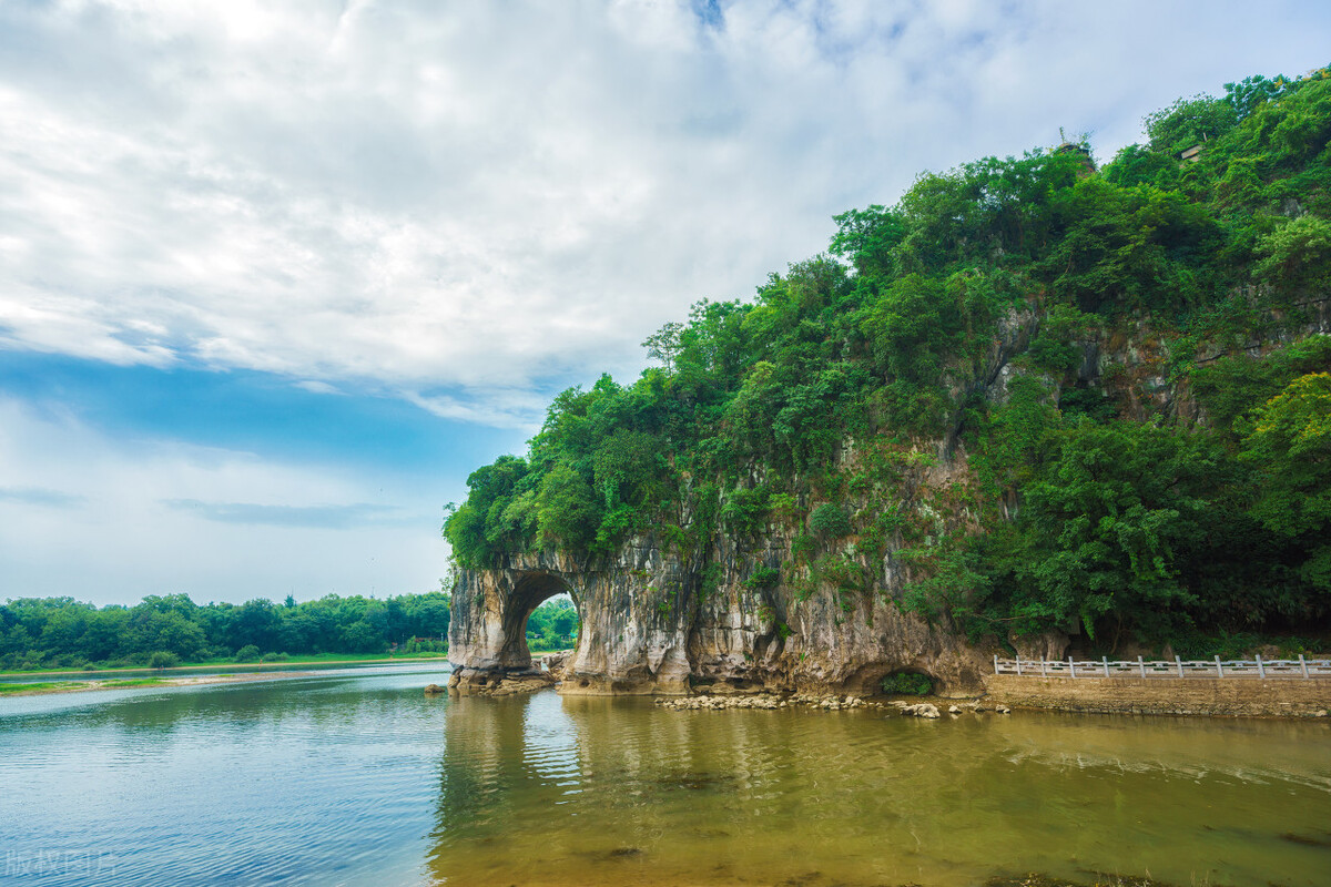 桂林旅游攻略美食,桂林旅游攻略5天4晚跟团价格