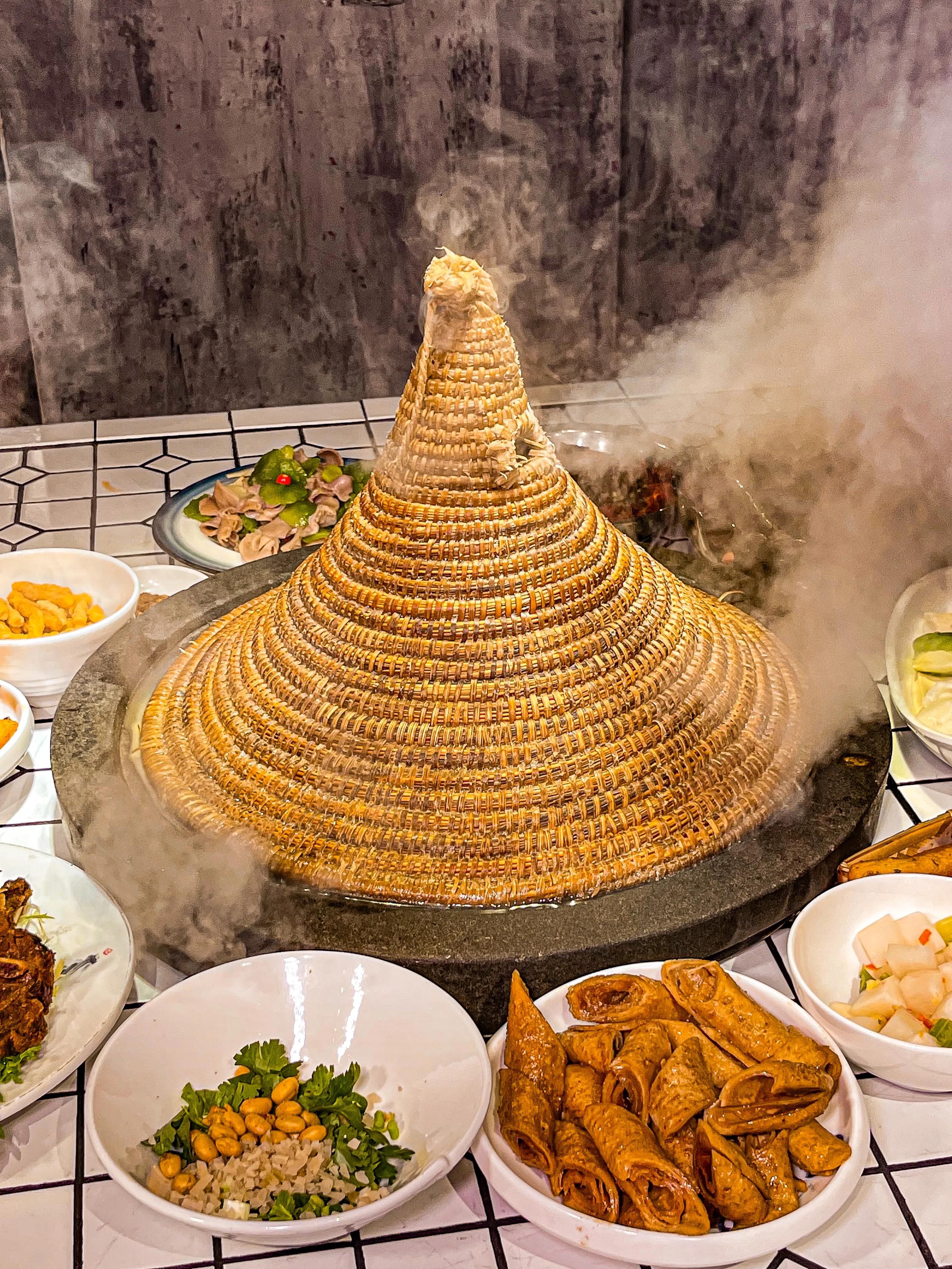 吹爆的火锅店,吹爆这家小店的烤饼味道绝了