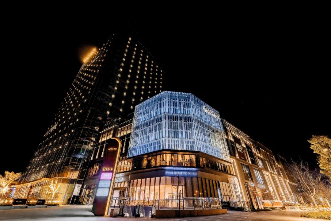 上海商业广场盛大开业,上海商业综合体2024