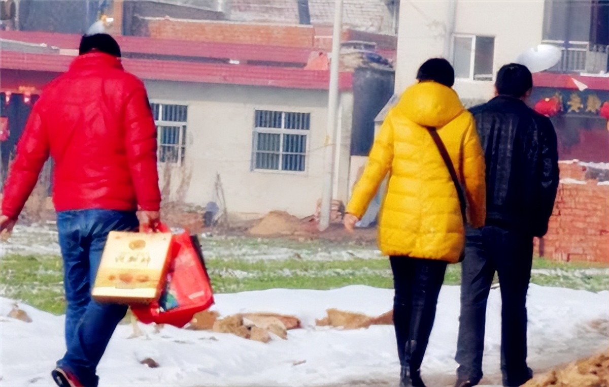 当年走亲戚的真实经历,记录真实生活回老家走亲戚