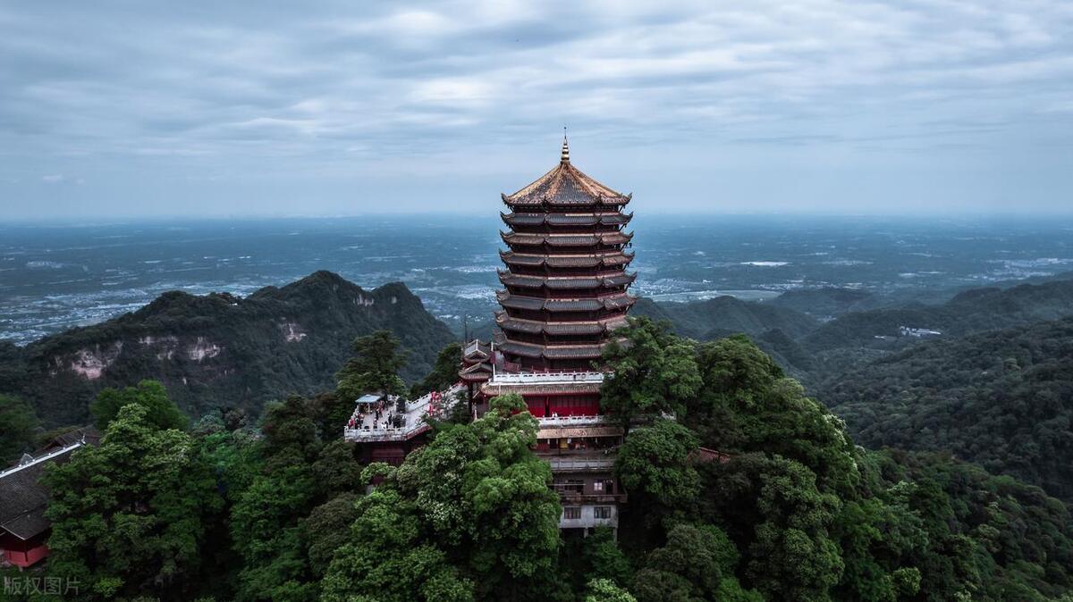 青城山的旅游特点,四川青城山适合居住吗