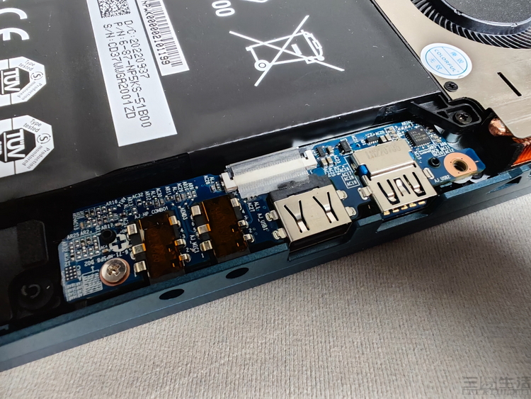 七彩虹将星x15at4050开箱,七彩虹将星x15at高配游戏测评