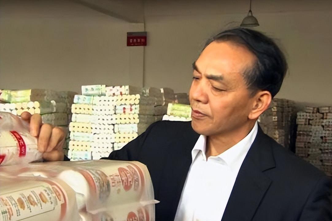 挂面大王陈克明,陈克明挂面创业故事视频