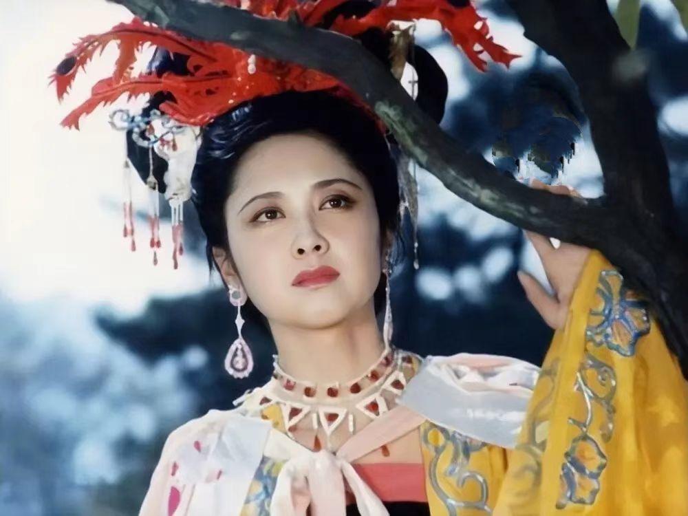 美到窒息的一眼万年,那些一眼万年的女明星角色