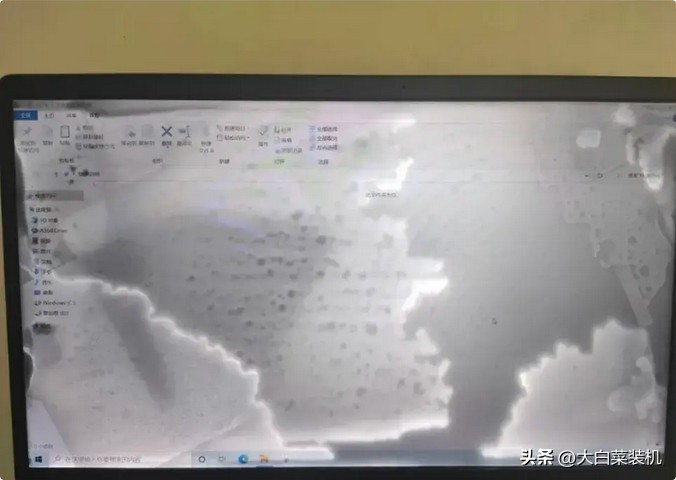 电脑屏幕脏了用酒精擦了会怎么样,电脑屏幕脏点用酒精擦不掉怎么办