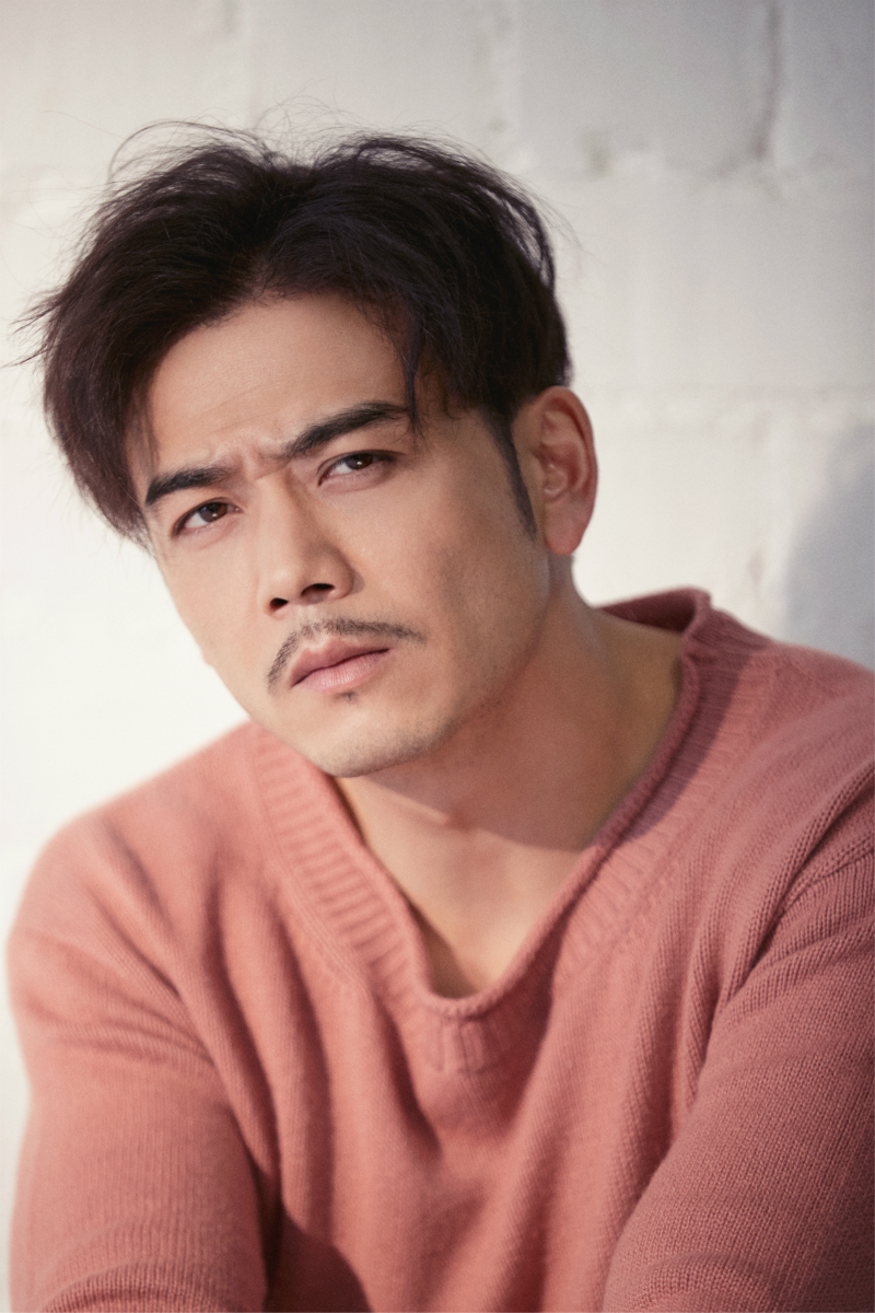 杨烁落魄总裁,杨烁落魄的时候捡垃圾