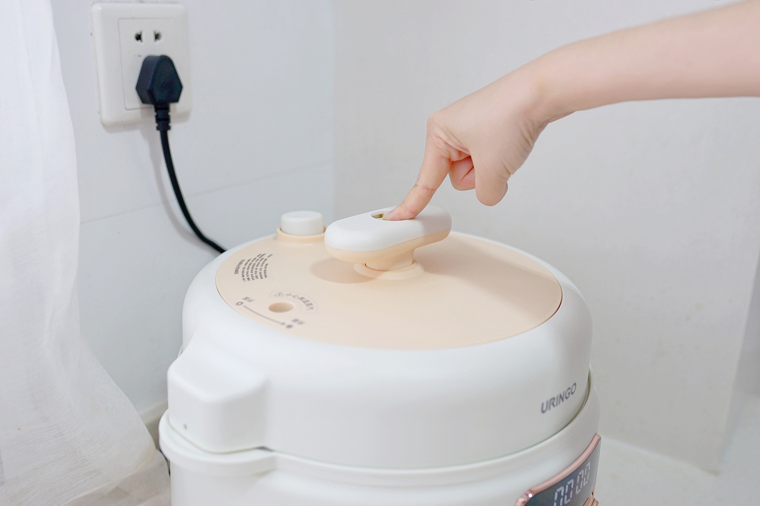 电饭煲买哪种才健康,电饭煲与电压力锅哪个比较好