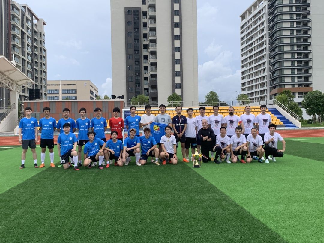 吕乐然：攻读双学位的“极致”体验