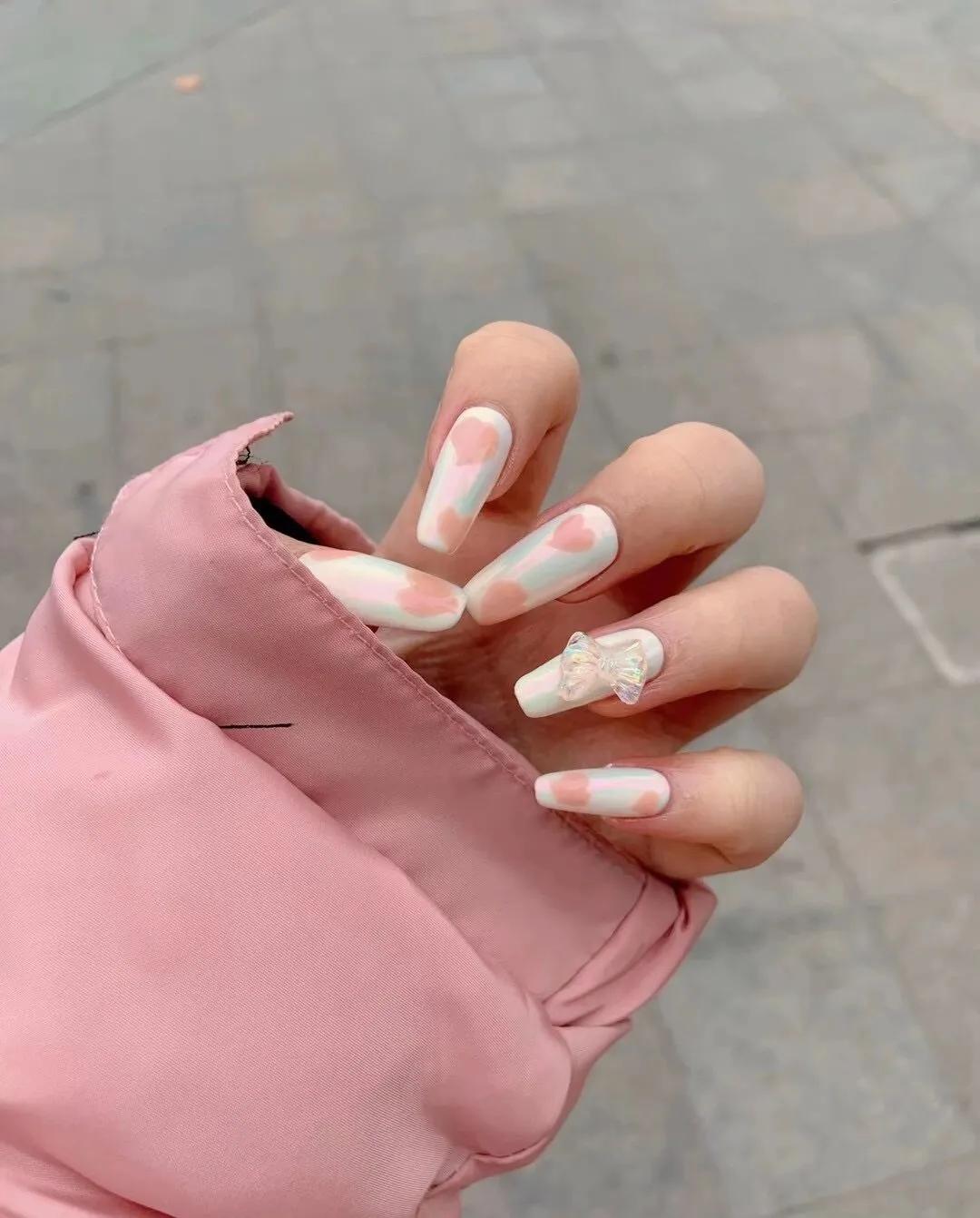 你一定要试试这3种美甲,盘点十款最受欢迎的美甲