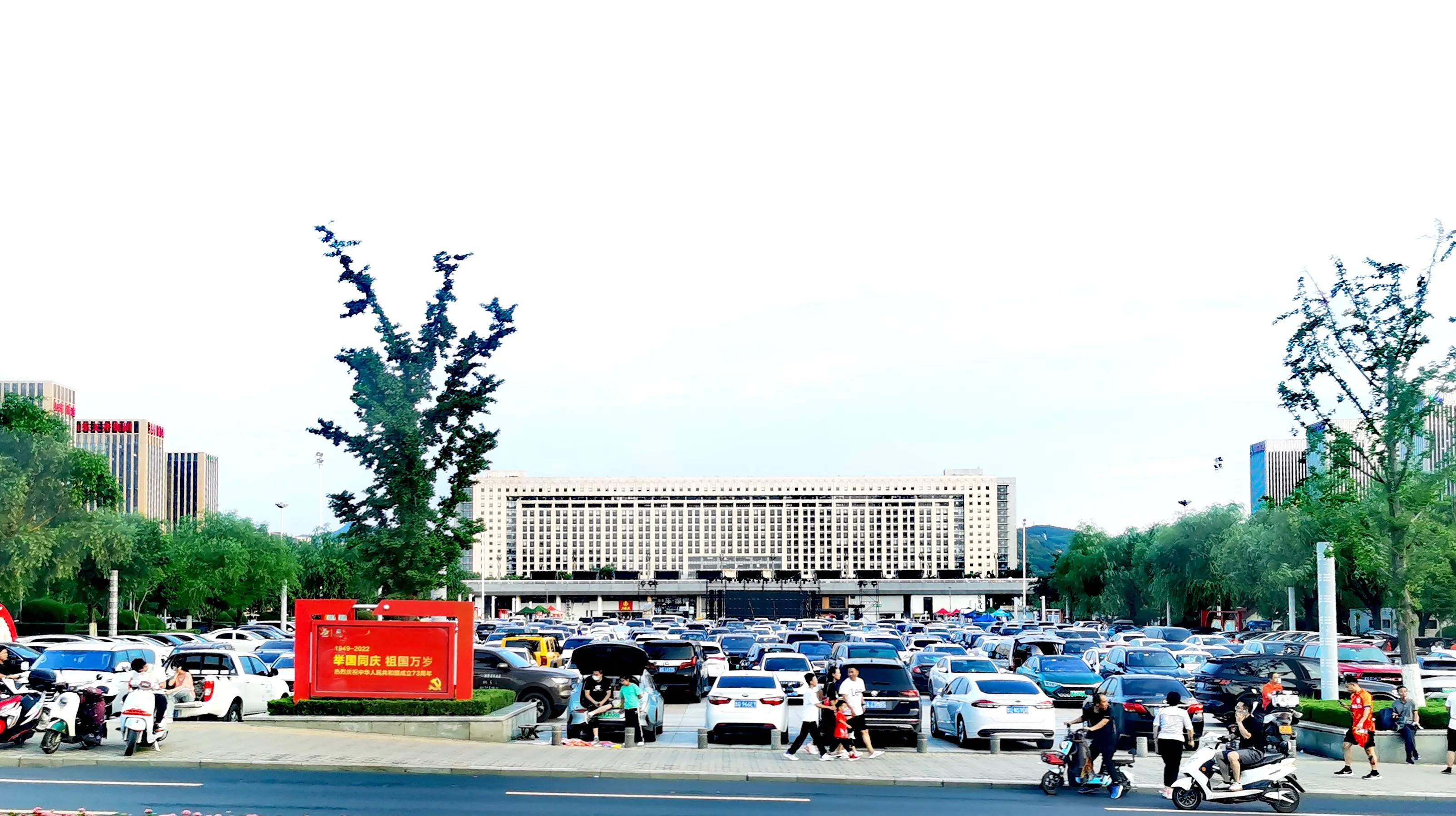 济南二环的楼,济南1700亿的楼