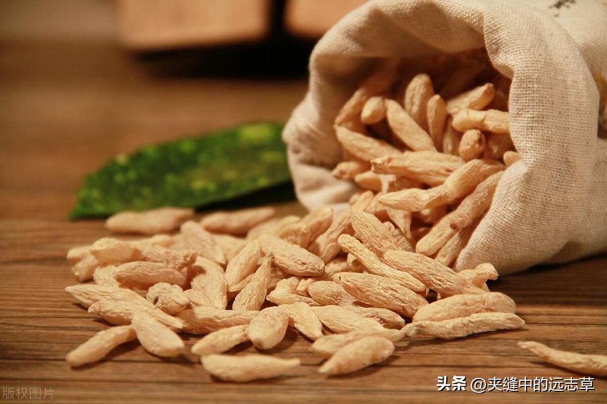 二阳咳嗽咳痰吃什么中成药,白痰和黄痰是火还是寒如何治疗