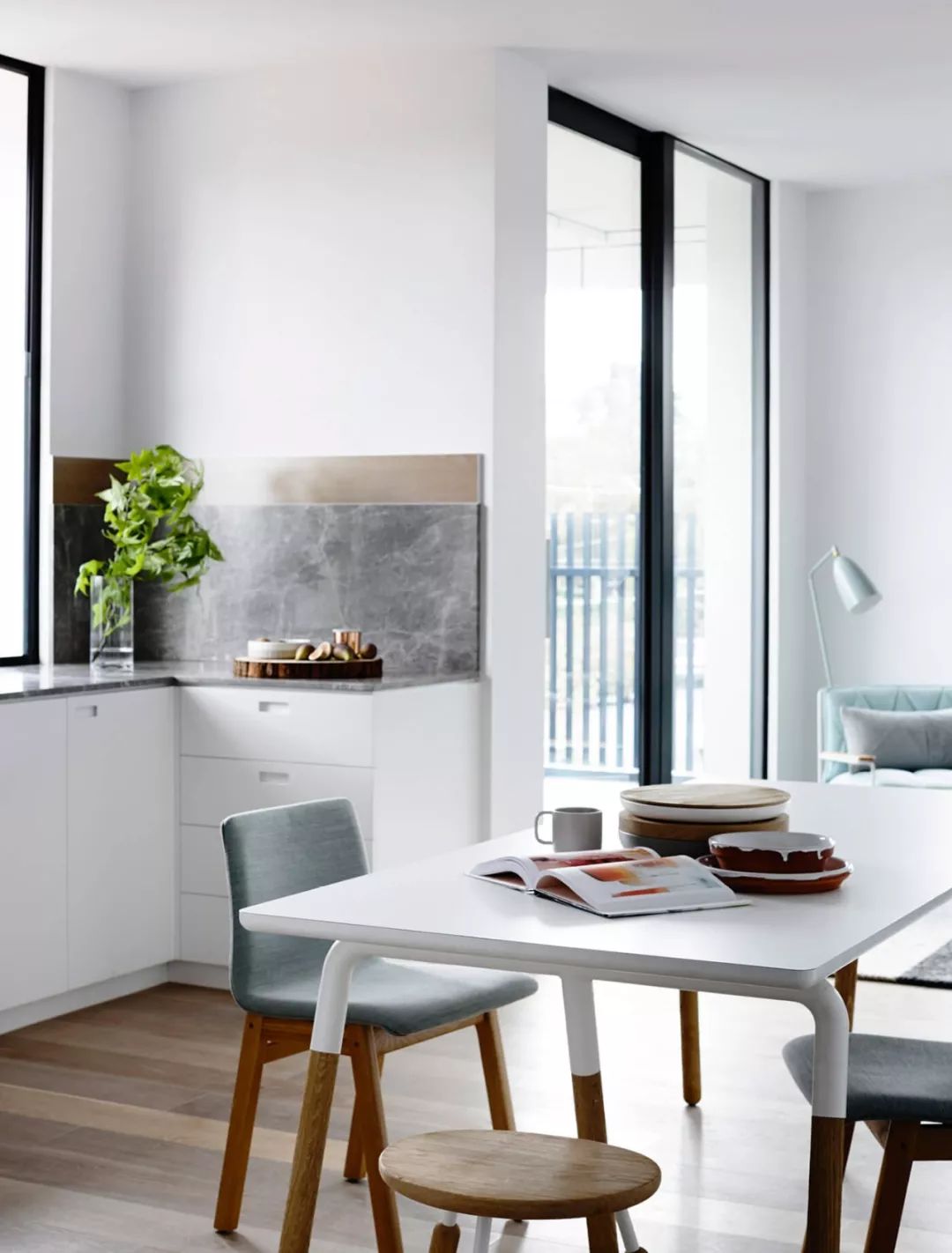 极简推拉门有图,复古极窄推拉门图片