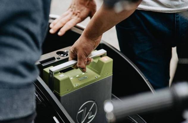 铅酸电池石墨烯电池哪个好,石墨烯铅酸寿命