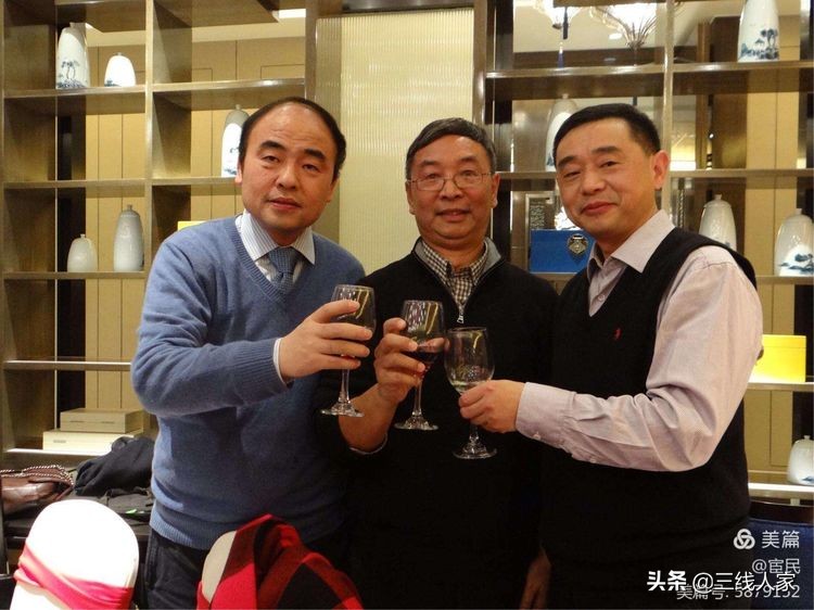 宦民‖一群吃炒米粉成长的医生