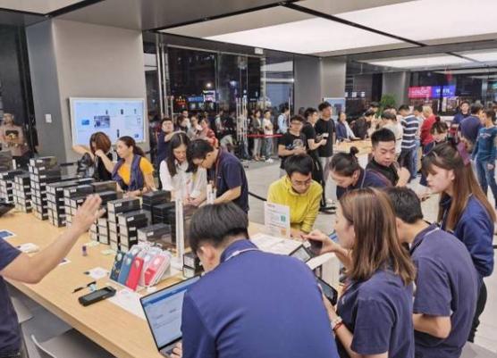 网购手机和线下买手机区别,网购手机和实体店手机价格区别