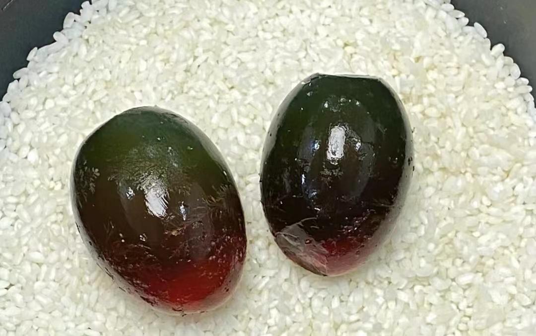 含铅皮蛋和无铅皮蛋的区别,皮蛋里含的铅有多大危害