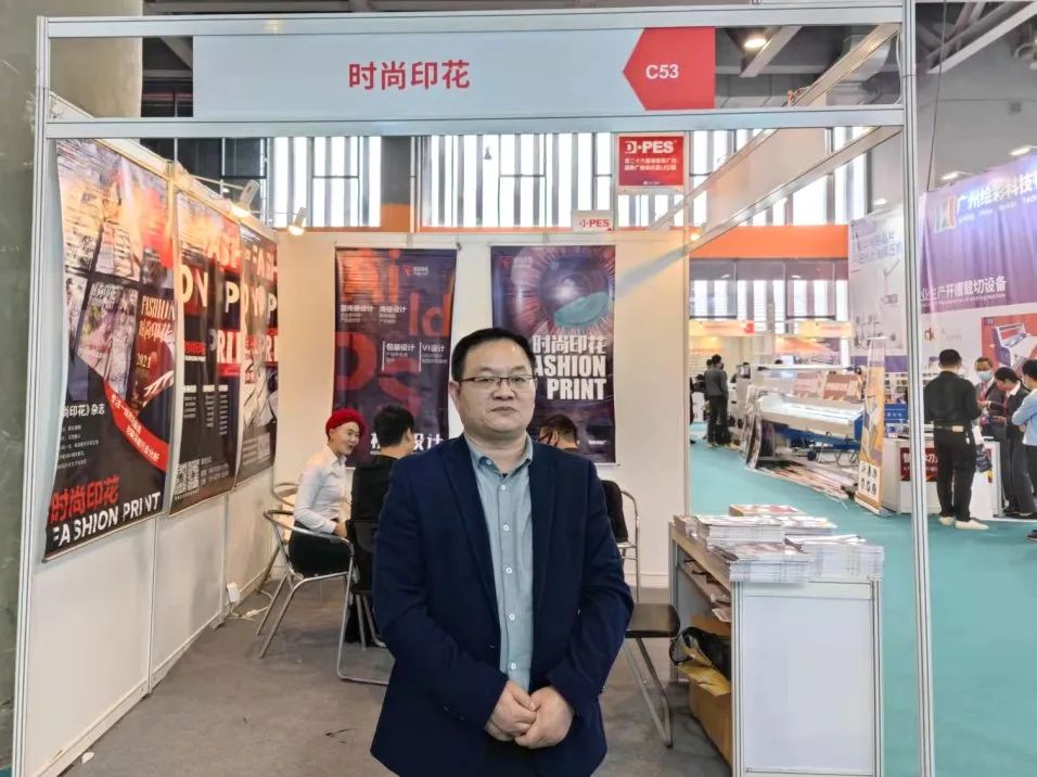 鸿盛数码冲印店,鸿盛数码打印机