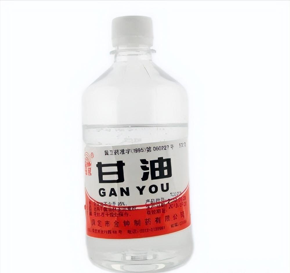 鼻子黑头感觉脏脏的,草莓黑头怎么去除最有效