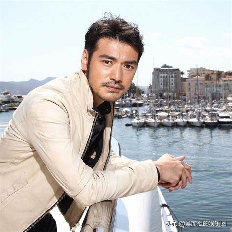 推荐一下娱乐圈中比较帅的男明星,娱乐圈里英气迷人的男星