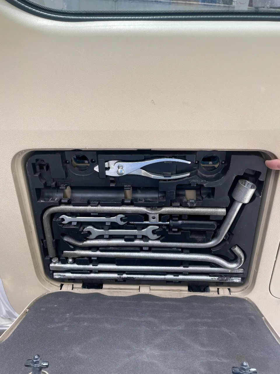 普拉多4.0与2.7驾驶感受,17年普拉多3.5vx真实驾驶感受