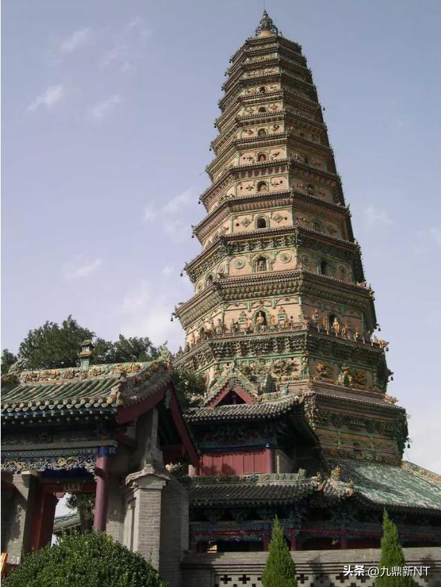 中国的佛塔一般是多少层,中国的佛塔均为高僧的骨塔吗