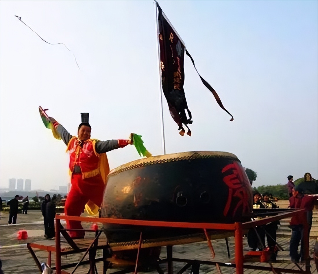 加油助威的词或者成语有什么,古代没有加油二字喊什么