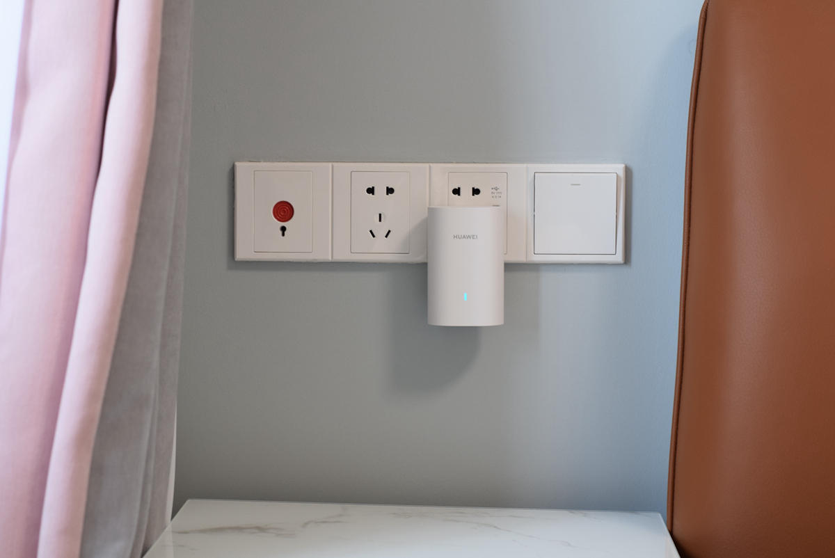 华为路由器q6e和q6视频评测,华为q6路由器标准版跟pro体验区别