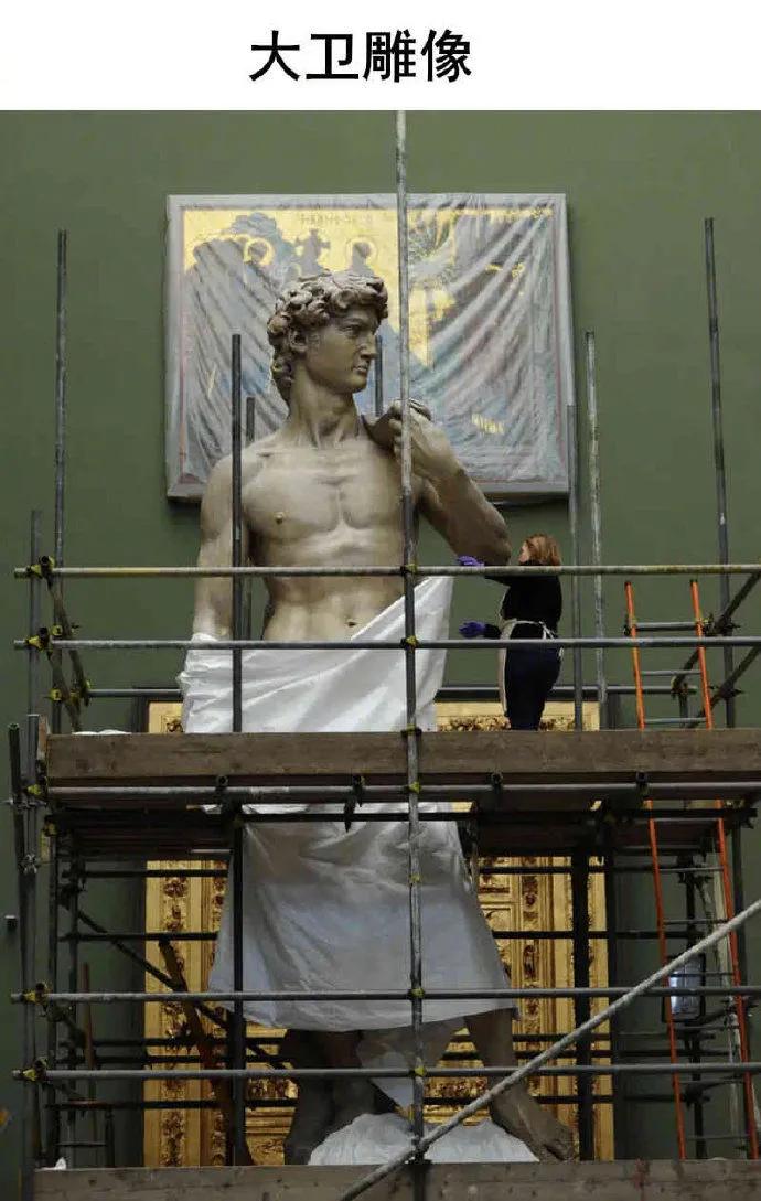 捅了别人一刀我该怎么办,被人捅了一刀该不该拔出来