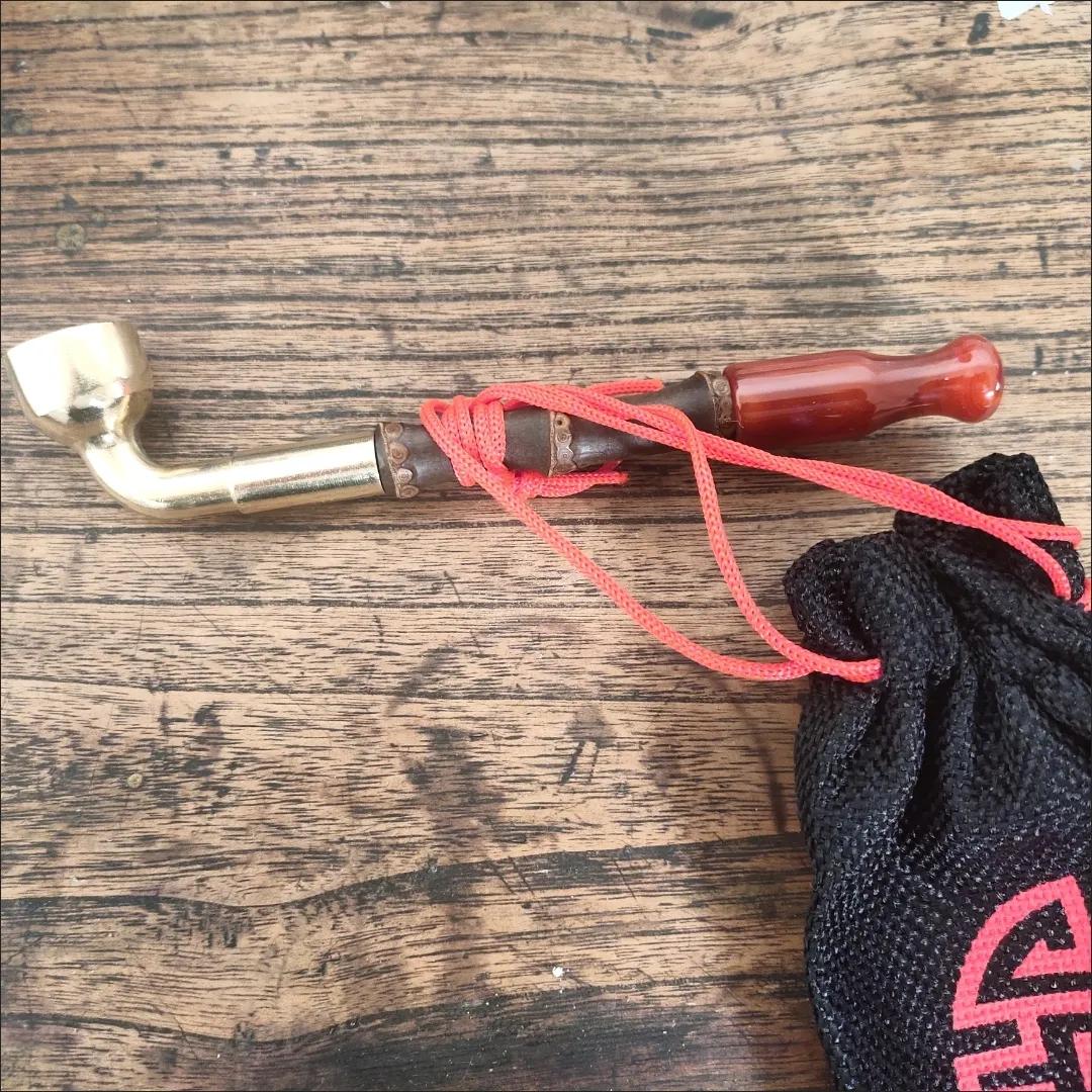 我结婚七年，孩子没人带，公公竟教他孙子抽烟，结果让我捶胸顿足