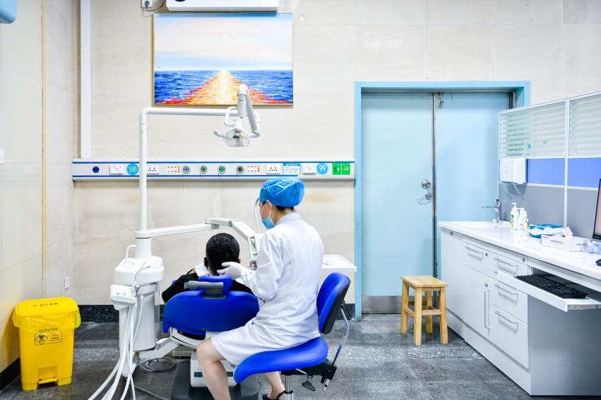 口腔医院诊疗系统,口腔诊所升级口腔门诊部要求