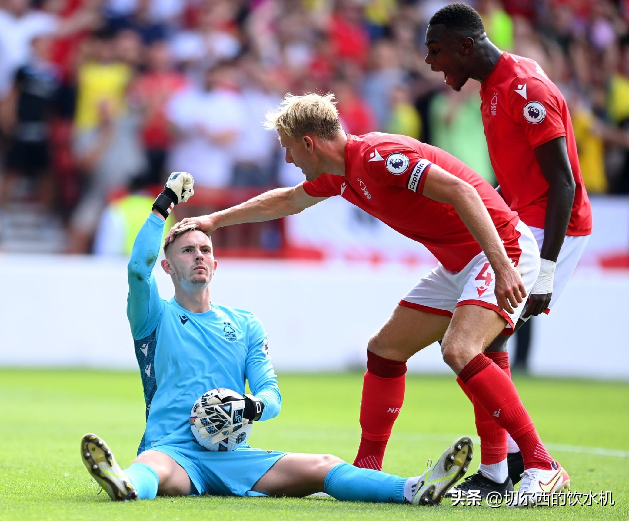 曼联23年来英超首胜,曼联1:0热刺德赫亚升级扑救