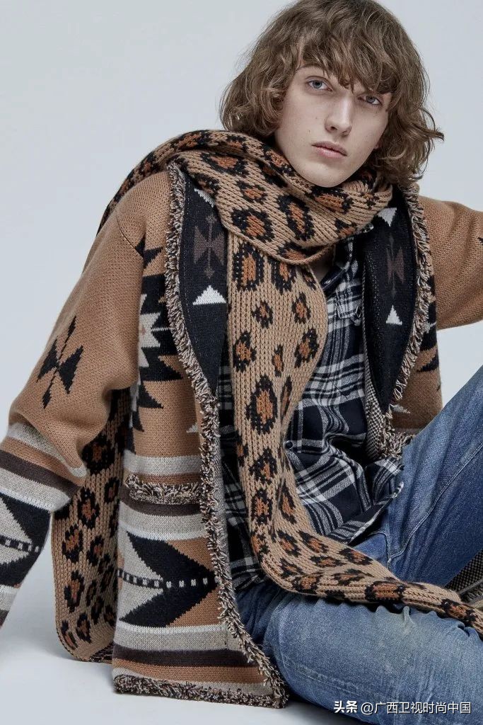 早上冷中午热晚上冷怎么穿衣服,早晚凉中午热注意合理穿衣